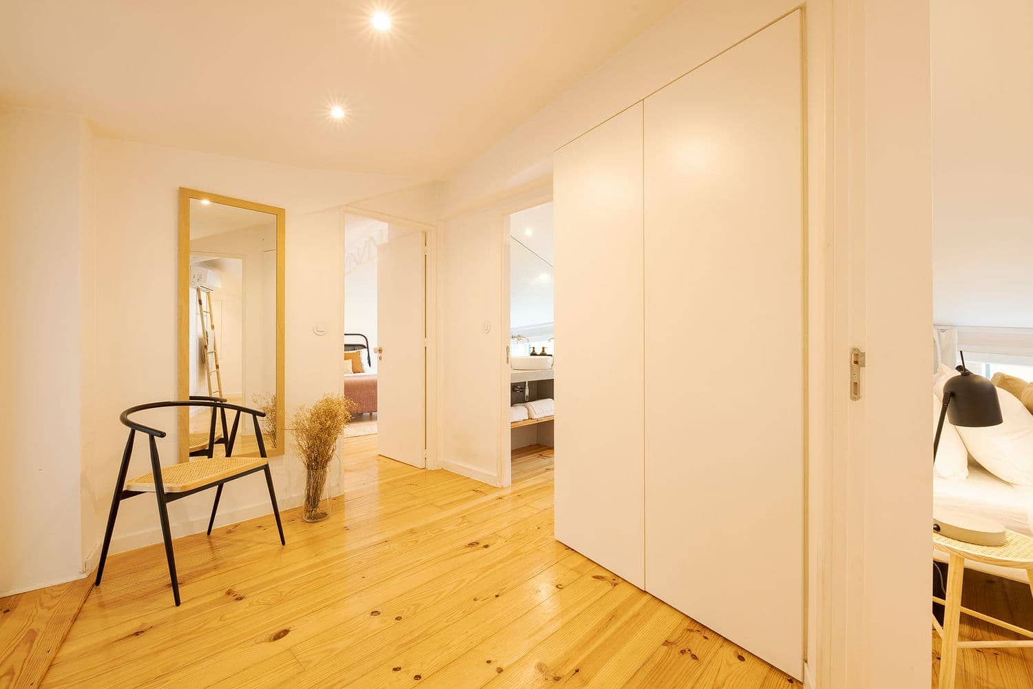 hdg-the-yellow-house-duplex-14