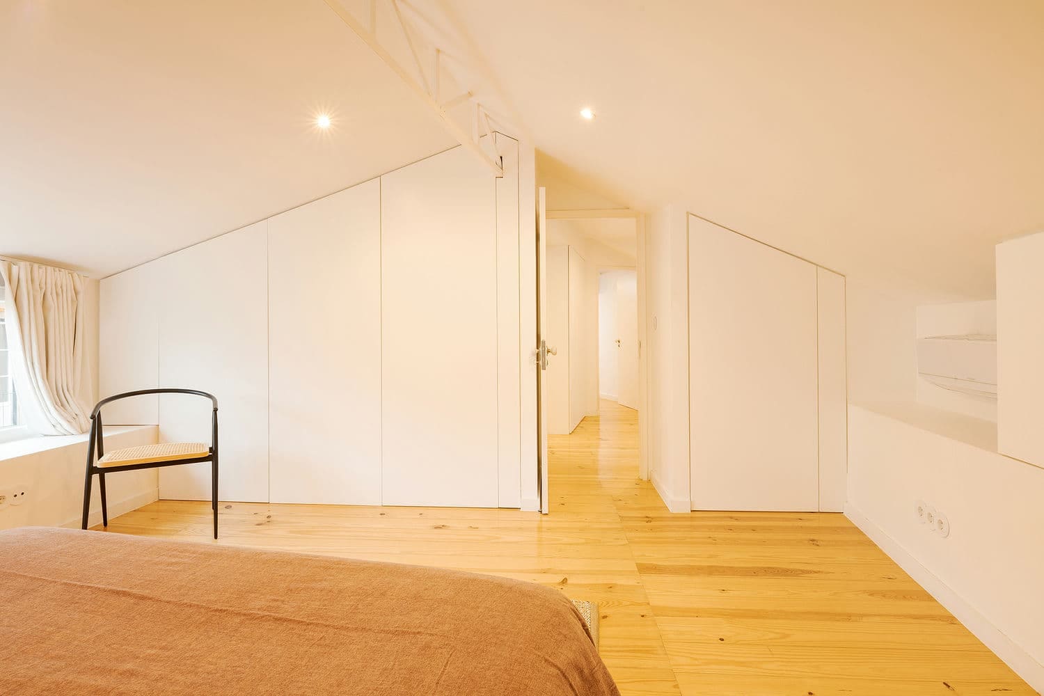 hdg-the-yellow-house-duplex-7