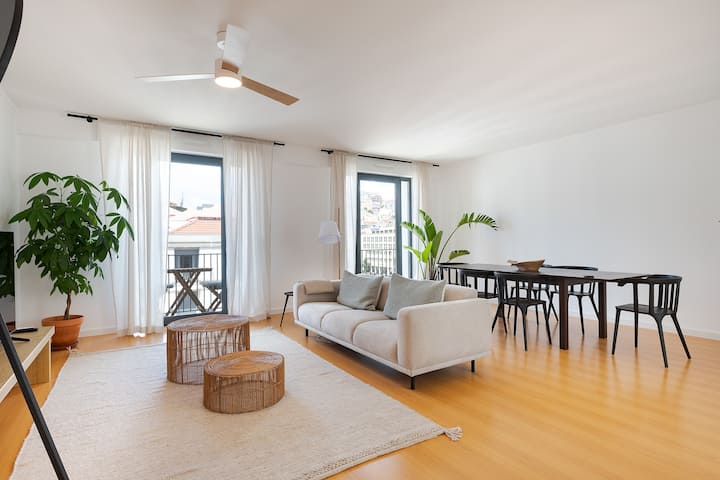 hgs-stylish-downtown-apartment-17