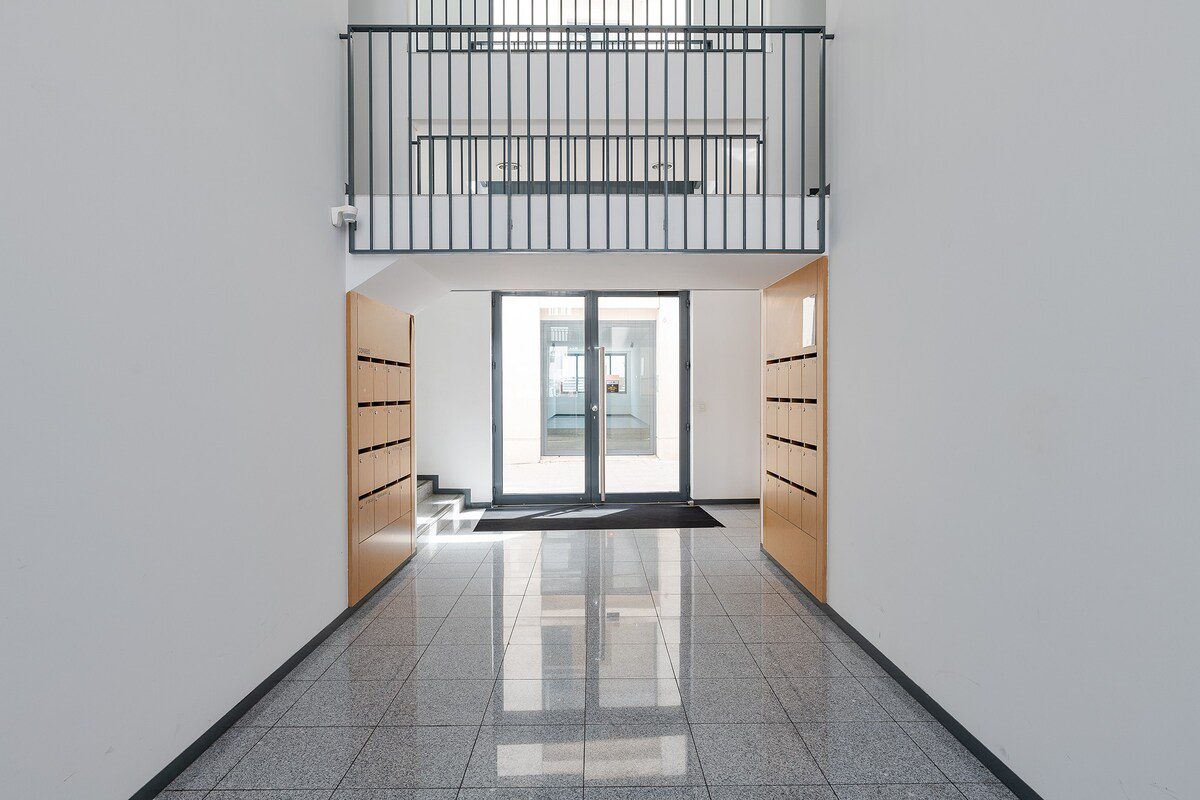 hgs-stylish-downtown-apartment-26