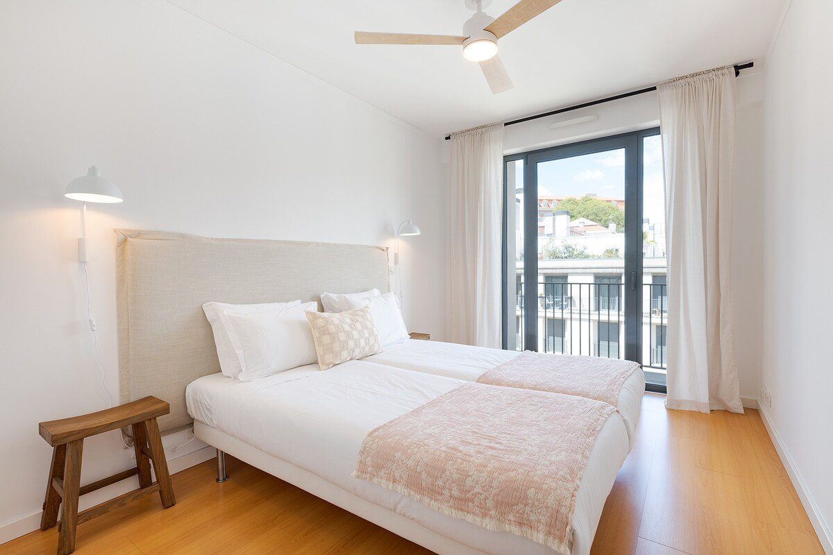 hgs-stylish-downtown-apartment-28