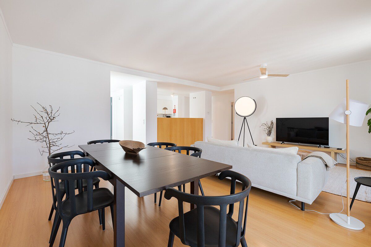 hgs-stylish-downtown-apartment-32
